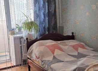 Продается трехкомнатная квартира, 59 м2, Таганрог, улица Сергея Лазо, 7-1