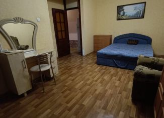 Продажа 1-комнатной квартиры, 32 м2, Керчь, улица Горького, 13