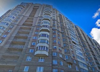 Продается 4-комнатная квартира, 122.9 м2, Санкт-Петербург, аллея Поликарпова, 2, метро Комендантский проспект