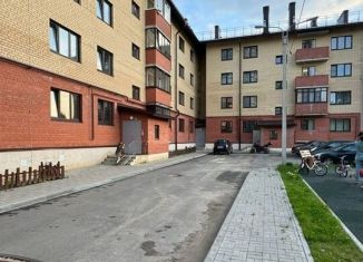 Сдаю в аренду 3-ком. квартиру, 78 м2, Ярославль, улица Соловьёва, 11, Красноперекопский район