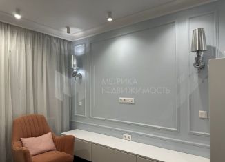 Продаю трехкомнатную квартиру, 80 м2, Тюмень, улица Федюнинского, 64к1, Восточный округ