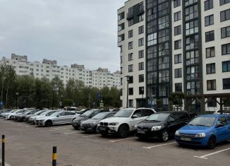 Продам двухкомнатную квартиру, 63 м2, Калининград, Московский район, Интернациональная улица, 14