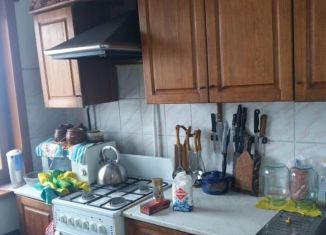 Продажа 3-комнатной квартиры, 56 м2, Бийск, улица имени Героя Советского Союза Васильева, 53