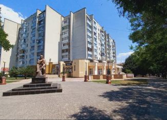 Продается двухкомнатная квартира, 54 м2, Крым, проспект Ленина, 56