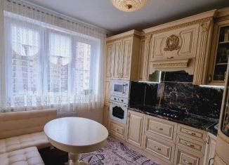 Продам 4-ком. квартиру, 114 м2, Анапа, Крестьянская улица, 27к2, ЖК Лазурный