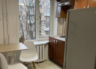 2-комнатная квартира в аренду, 45 м2, Москва, улица Константина Симонова, 5к1, улица Константина Симонова