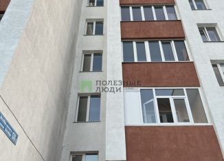 Продам 3-ком. квартиру, 80 м2, Уфа, проспект Октября, 130