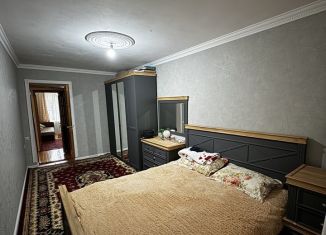 Продается трехкомнатная квартира, 65 м2, Дагестан, улица Ирчи Казака, 118Г