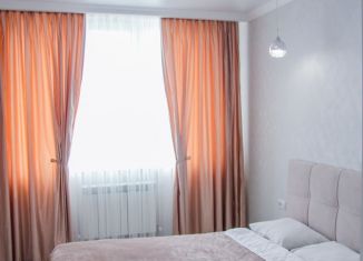 Сдам 3-ком. квартиру, 80 м2, Ростов-на-Дону, Береговая улица, 6