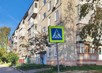 Продажа 2-комнатной квартиры, 45.7 м2, Соликамск, улица Парижской Коммуны, 22