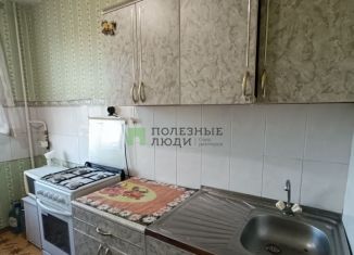 Продается трехкомнатная квартира, 62.2 м2, Курган, улица Анфиногенова, 9