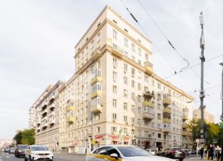 Продам 4-ком. квартиру, 85 м2, Москва, Лесная улица, ЦАО