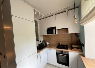 Продается двухкомнатная квартира, 55 м2, Москва, Снежная улица, 14к1