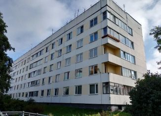 Продается трехкомнатная квартира, 70 м2, городской посёлок Синявино, улица Кравченко, 3