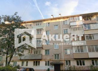 Продам 3-ком. квартиру, 51.2 м2, Иваново, улица Володиной, 3А