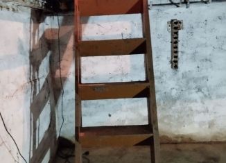 Продам гараж, 30 м2, Полярные Зори, площадь Андрушечко