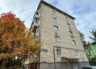 Сдаю 1-ком. квартиру, 31 м2, Петрозаводск, улица Максима Горького, 10, район Центр