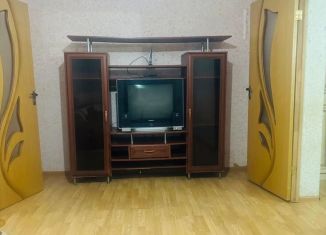 Продам 2-ком. квартиру, 50 м2, Грозный, 4-й микрорайон, улица Л.И. Яшина, 30