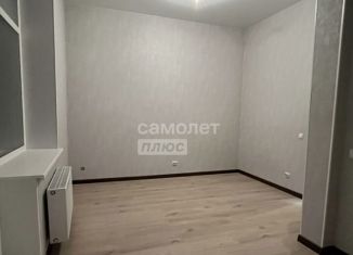 Продаю квартиру студию, 25 м2, Удмуртия, Базарная площадь, 1