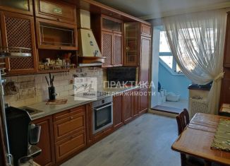 Продается трехкомнатная квартира, 92.5 м2, рабочий посёлок Андреевка, рабочий посёлок Андреевка, 27