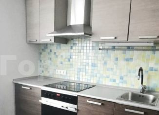 Продажа трехкомнатной квартиры, 70 м2, Москва, Харьковский проезд, 1к2, ЮАО