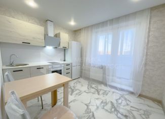 Продается трехкомнатная квартира, 74.3 м2, Тюмень, Центральный округ, улица Мельникайте, 2к17