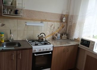 Сдаю в аренду 2-комнатную квартиру, 47 м2, Неман, Полевая улица, 1