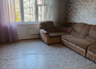 Сдам в аренду 2-комнатную квартиру, 54 м2, Калтан, улица Калинина, 4