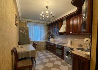 Продажа 3-ком. квартиры, 90 м2, Дагестан, Газопроводная улица, 5к2