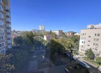 Продаю 2-комнатную квартиру, 53 м2, Ставропольский край, улица Ашихина, 5