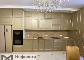 Продажа трехкомнатной квартиры, 115 м2, Ставрополь, улица Ленина, 423/1, микрорайон № 22