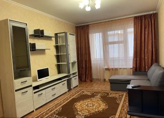 Сдается двухкомнатная квартира, 64 м2, Старый Оскол