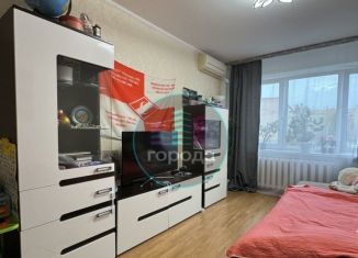 Продается 2-ком. квартира, 56.5 м2, Московская область, 1-й микрорайон, 22