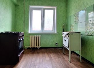 Продажа 2-ком. квартиры, 43.7 м2, поселок городского типа Кедровый, улица Мира