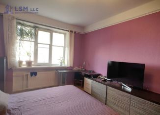 Продается 2-ком. квартира, 50 м2, Санкт-Петербург, проспект Наставников, 40к1