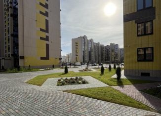 Продам 3-комнатную квартиру, 77 м2, Омск, 4-й Амурский проезд, 11