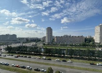 Продается 2-ком. квартира, 54 м2, Санкт-Петербург, Новосмоленская набережная, 1, муниципальный округ Остров Декабристов