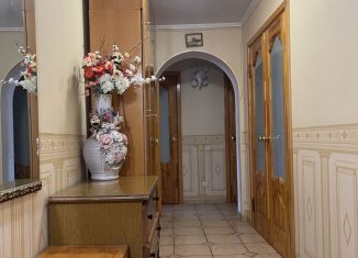 3-ком. квартира на продажу, 73 м2, Ставропольский край, улица Розы Люксембург, 35