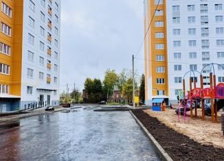 Продам 3-ком. квартиру, 93 м2, Смоленск, Заднепровский район, улица Седова, 8А