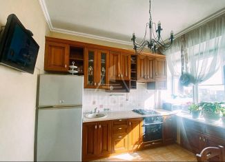 Продажа трехкомнатной квартиры, 88 м2, Омск, улица Красный Путь, 81, Центральный округ