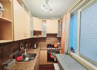 Продажа трехкомнатной квартиры, 52 м2, Санкт-Петербург, Софийская улица, 29к1