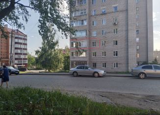 Сдам в аренду 3-ком. квартиру, 60 м2, Вязьма, улица Восстания, 2