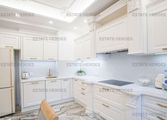 Продажа трехкомнатной квартиры, 120 м2, Москва, Минская улица, 2