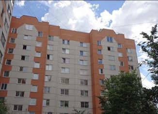 Сдача в аренду трехкомнатной квартиры, 80.8 м2, Красное Село, улица Спирина, 7к1