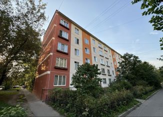 Продаю 1-ком. квартиру, 29.5 м2, Санкт-Петербург, Ново-Александровская улица, 17