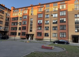 2-комнатная квартира на продажу, 86 м2, Владикавказ, улица Билара Кабалоева, 8