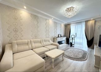 Продам 2-комнатную квартиру, 64 м2, Ставропольский край, Гражданская улица, 2Д