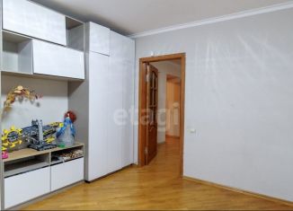 Продам 3-комнатную квартиру, 85 м2, Белгородская область, улица 5 Августа, 33