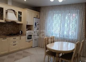 Сдается в аренду 3-ком. квартира, 77.4 м2, Тюмень, Кремлёвская улица, 112к1, ЖК Плеханово