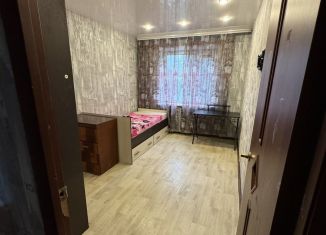 Сдам в аренду 3-комнатную квартиру, 78 м2, Калуга, улица Генерала Попова, 18к2, Ленинский округ